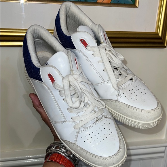 Kenneth Cole Sneakers 🐊🫒 - Picture 1 of 13
